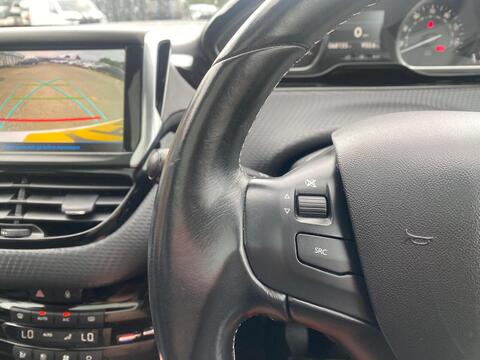 1.2 PureTech Allure Premium SUV 5dr Petrol Manual Euro 6 (s/s) (82 ps)