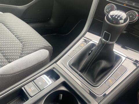 1.5 TSI EVO R-Line Hatchback 5dr Petrol Manual Euro 6 (s/s) (150 ps)