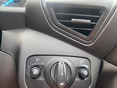 1.5T EcoBoost Zetec SUV 5dr Petrol Manual Euro 6 (s/s) (150 ps)