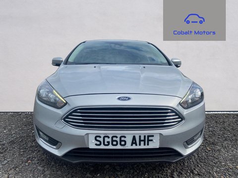 1.0T EcoBoost Titanium Hatchback 5dr Petrol Manual Euro 6 (s/s) (125 ps)