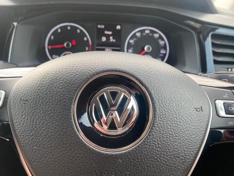 1.0 TSI SE Hatchback 5dr Petrol Manual Euro 6 (s/s) (95 ps)