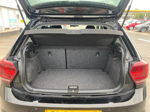 1.0 TSI SE Hatchback 5dr Petrol Manual Euro 6 (s/s) (95 ps)