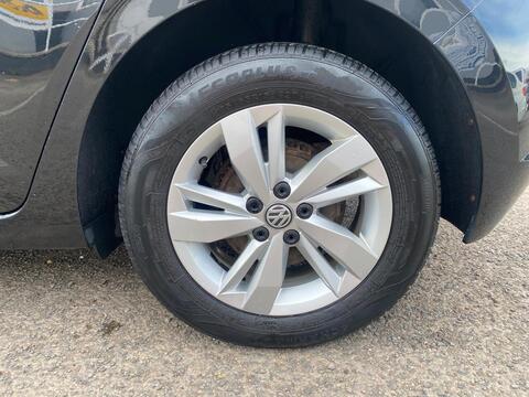 1.0 TSI SE Hatchback 5dr Petrol Manual Euro 6 (s/s) (95 ps)