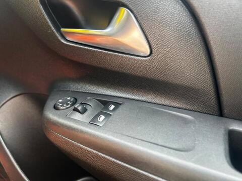 1.2 Turbo SE Hatchback 5dr Petrol Manual Euro 6 (s/s) (100 ps)