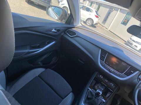 1.2 Turbo SRi Nav SUV 5dr Petrol Manual Euro 6 (s/s) (130 ps)