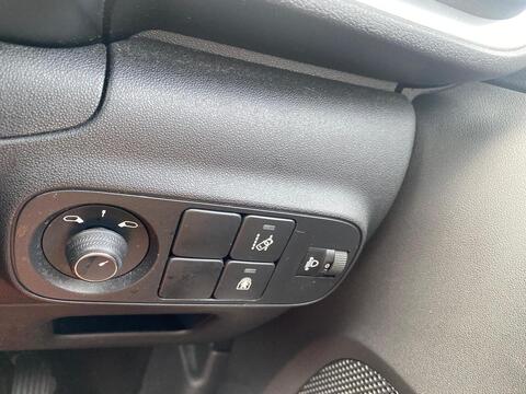 1.2 PureTech Flair Hatchback 5dr Petrol Manual Euro 6 (82 ps)