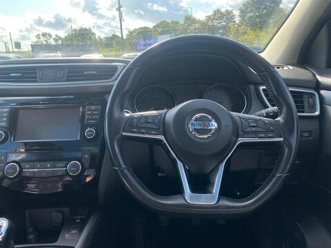 1.5 dCi N-Connecta (Glass Roof Pack) 1.5 5dr SUV Manual Diesel