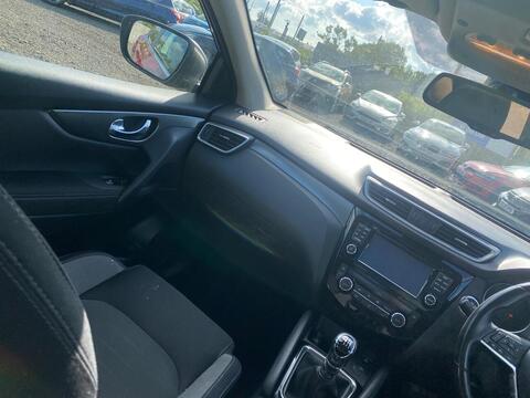 1.5 dCi N-Connecta (Glass Roof Pack) 1.5 5dr SUV Manual Diesel