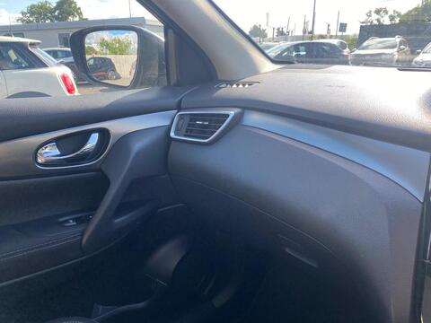 1.5 dCi N-Connecta (Glass Roof Pack) 1.5 5dr SUV Manual Diesel