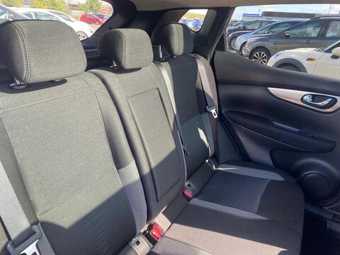 1.5 dCi N-Connecta (Glass Roof Pack) 1.5 5dr SUV Manual Diesel