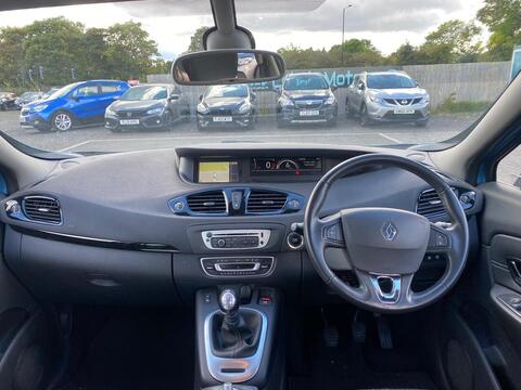 1.5 dCi Dynamique Nav MPV 5dr Diesel Manual Euro 6 (s/s) (110 ps)