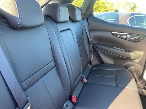 DIG-T Tekna Glass Roof Pack 1.6 5dr SUV Manual Petrol