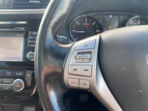 dCi N-Connecta Glass Roof Pack 1.5 5dr SUV Manual Diesel