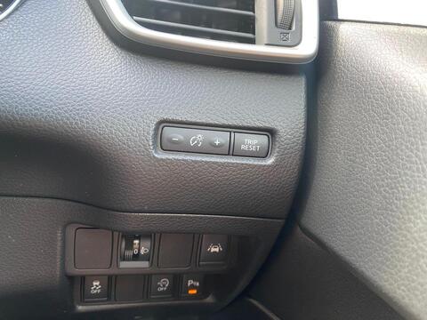 dCi N-Connecta Glass Roof Pack 1.5 5dr SUV Manual Diesel