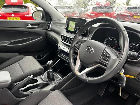 1.6 GDi SE Nav SUV 5dr Petrol Manual Euro 6 (s/s) (132 ps)
