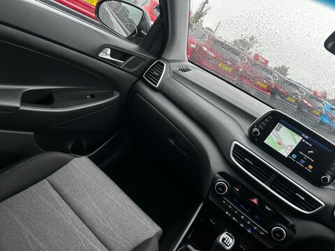 1.6 GDi SE Nav SUV 5dr Petrol Manual Euro 6 (s/s) (132 ps)