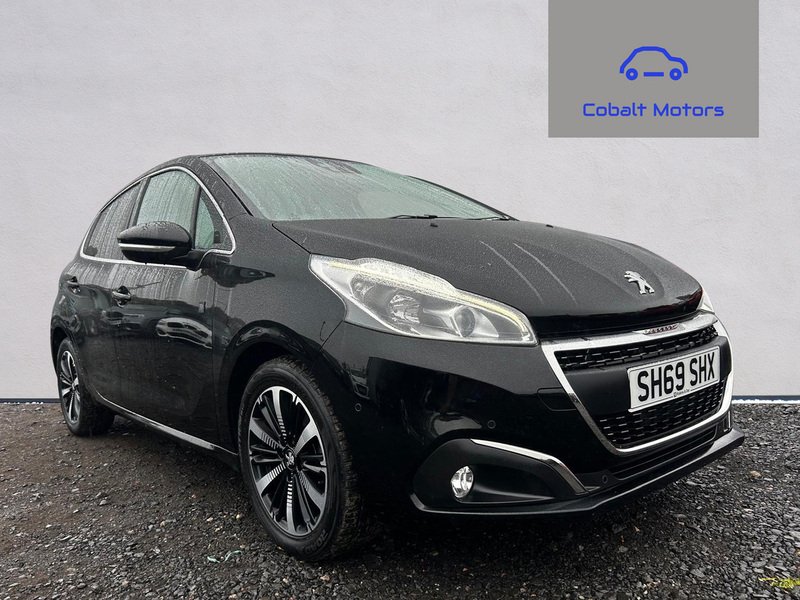 Peugeot 1.2 PureTech Tech Edition Hatchback 5dr Petrol Manual Euro 6 (s/s) (82 ps)