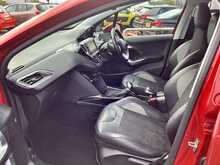 Peugeot 2008 PureTech Allure 