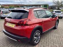 Peugeot 2008 PureTech Allure 