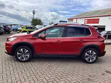 Peugeot 2008 PureTech Allure 