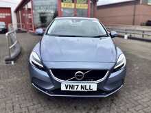 Volvo V40 D2 Momentum 