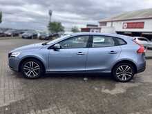 Volvo V40 D2 Momentum 