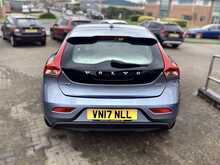 Volvo V40 D2 Momentum 