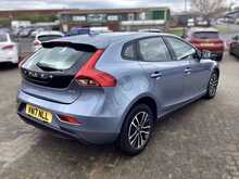 Volvo V40 D2 Momentum 
