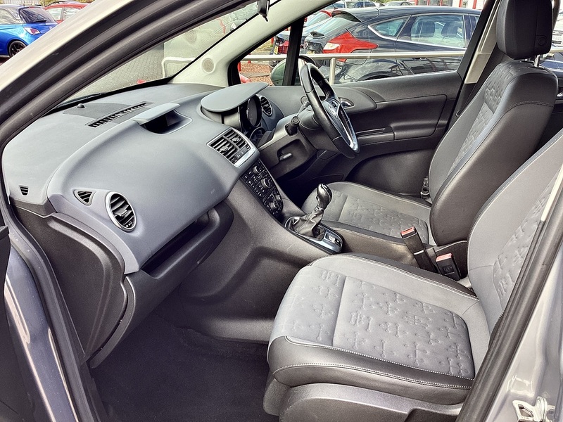 Vauxhall 1.6 CDTi ecoFLEX Tech Line MPV 5dr Diesel Manual Euro 6 (s/s) (136 ps)