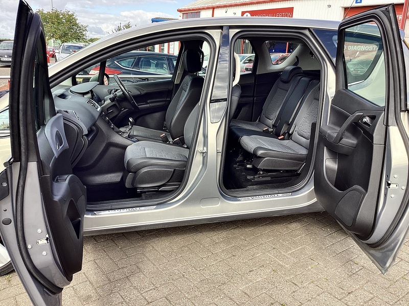 Vauxhall 1.6 CDTi ecoFLEX Tech Line MPV 5dr Diesel Manual Euro 6 (s/s) (136 ps)