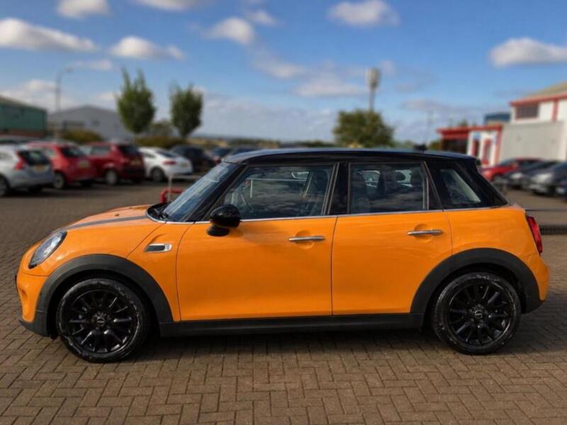 MINI 1.5 Cooper D Hatchback 5dr Diesel Manual Euro 6 (s/s) (116 ps)