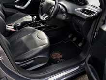 Peugeot 2008 e-HDi Crossway