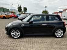 MINI Hatch Cooper D