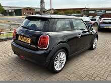 MINI Hatch Cooper D