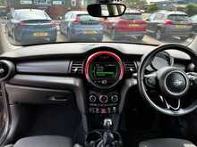 MINI Hatch Cooper D