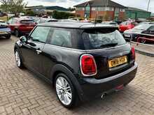 MINI Hatch Cooper D