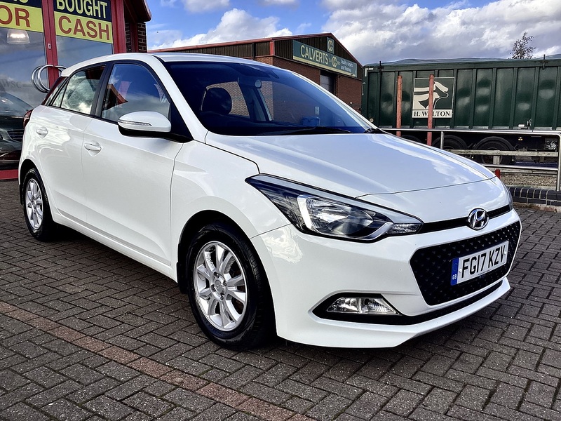 Hyundai 1.2 SE Hatchback 5dr Petrol Manual Euro 6 (84 ps)