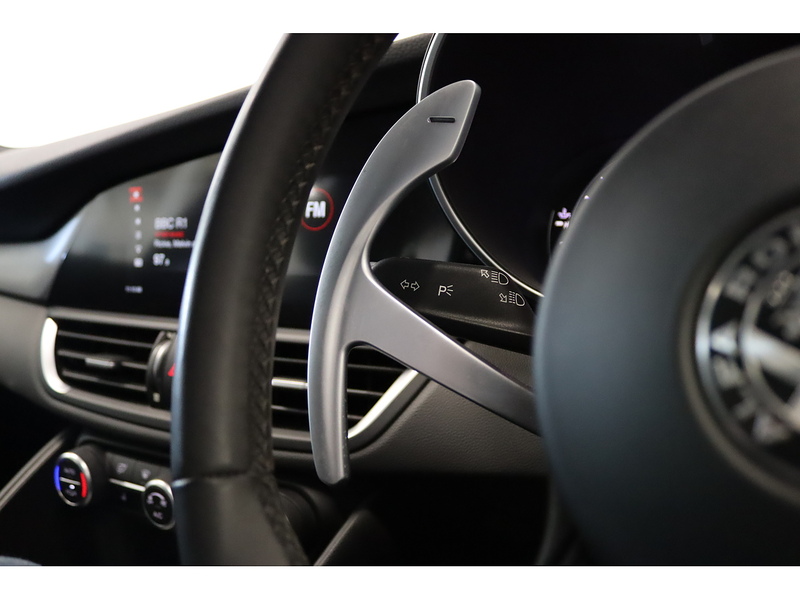 Alfa Romeo 2.0T Veloce Saloon 4dr Petrol Auto Euro 6 (s/s) (280 ps)