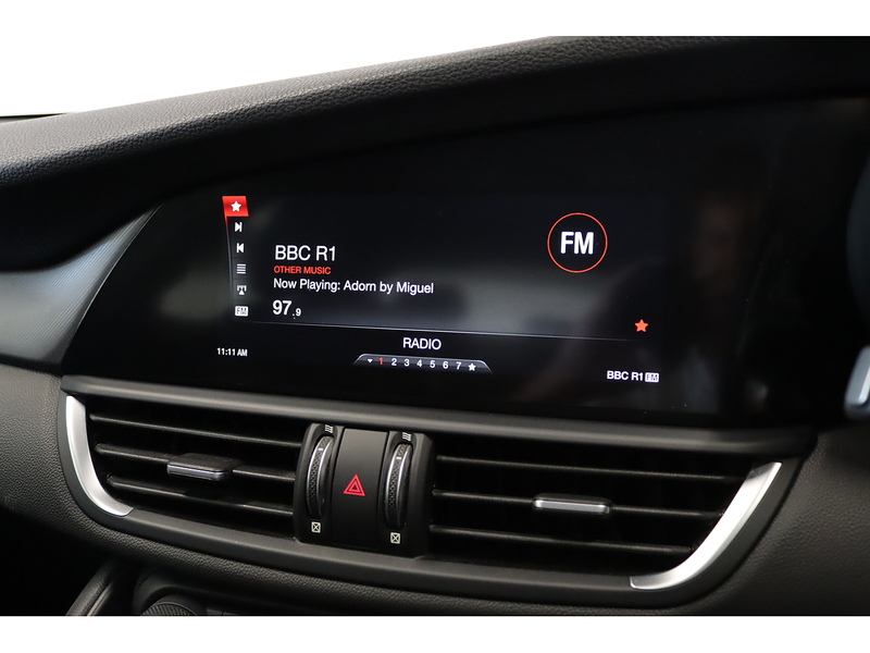 Alfa Romeo 2.0T Veloce Saloon 4dr Petrol Auto Euro 6 (s/s) (280 ps)