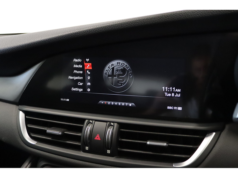 Alfa Romeo 2.0T Veloce Saloon 4dr Petrol Auto Euro 6 (s/s) (280 ps)