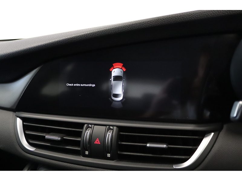 Alfa Romeo 2.0T Veloce Saloon 4dr Petrol Auto Euro 6 (s/s) (280 ps)