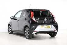 Toyota AYGO VVT-i x-plore 