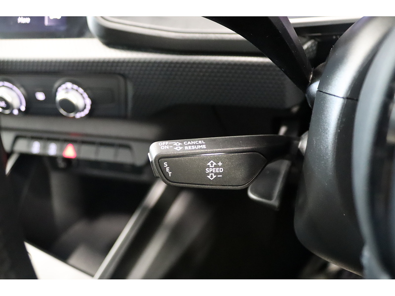 Audi 1.0 TFSI 25 Technik Sportback 5dr Petrol Manual Euro 6 (s/s) (95 ps)