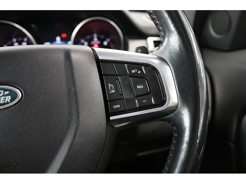 Land Rover 2.0 TD4 HSE Black SUV 5dr Diesel Auto 4WD Euro 6 (s/s) (180 ps)