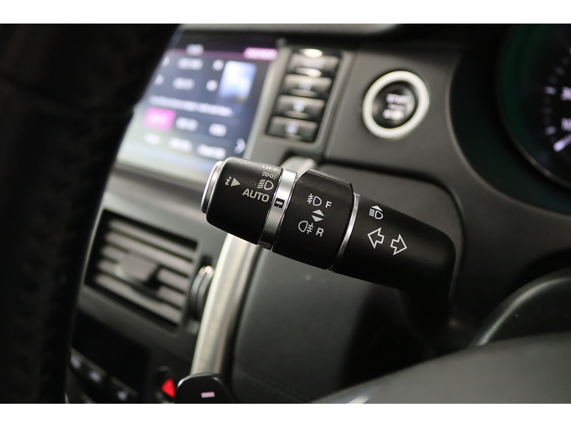 Land Rover 2.0 TD4 HSE Black SUV 5dr Diesel Auto 4WD Euro 6 (s/s) (180 ps)