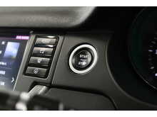 Land Rover Discovery Sport TD4 HSE Black 