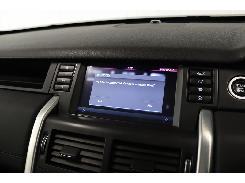 Land Rover 2.0 TD4 HSE Black SUV 5dr Diesel Auto 4WD Euro 6 (s/s) (180 ps)