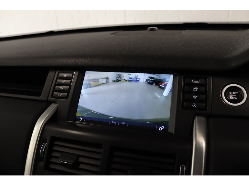 Land Rover 2.0 TD4 HSE Black SUV 5dr Diesel Auto 4WD Euro 6 (s/s) (180 ps)