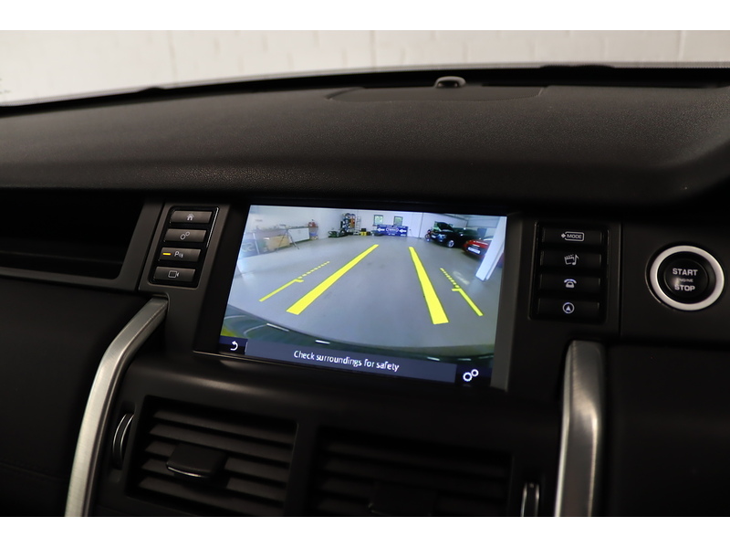 Land Rover 2.0 TD4 HSE Black SUV 5dr Diesel Auto 4WD Euro 6 (s/s) (180 ps)