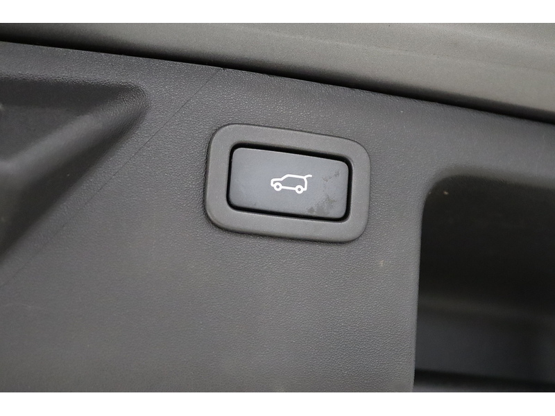 Land Rover 2.0 TD4 HSE Black SUV 5dr Diesel Auto 4WD Euro 6 (s/s) (180 ps)